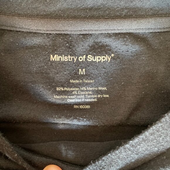 Ministry of Supply Men's Composite Merino Long Sleeve Tee, Black, Size Medium - Picture 3 of 5